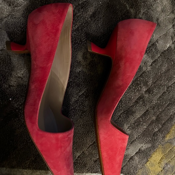 New without box Lafayette148ny sueded pumps pink - Picture 3 of 4